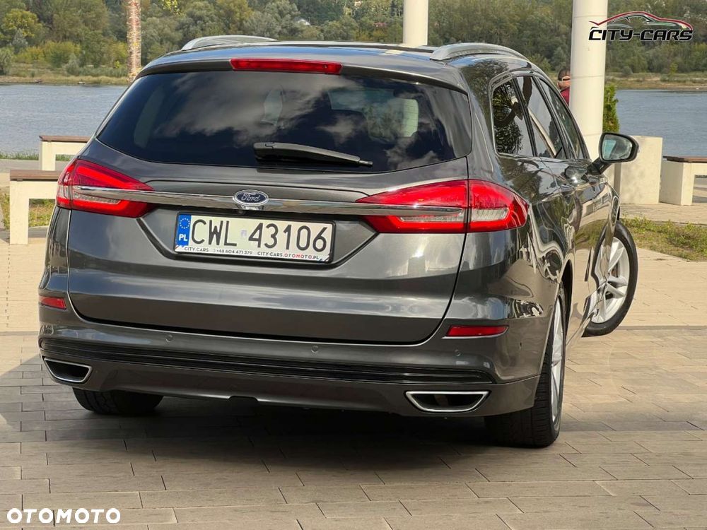 Ford Mondeo - 27