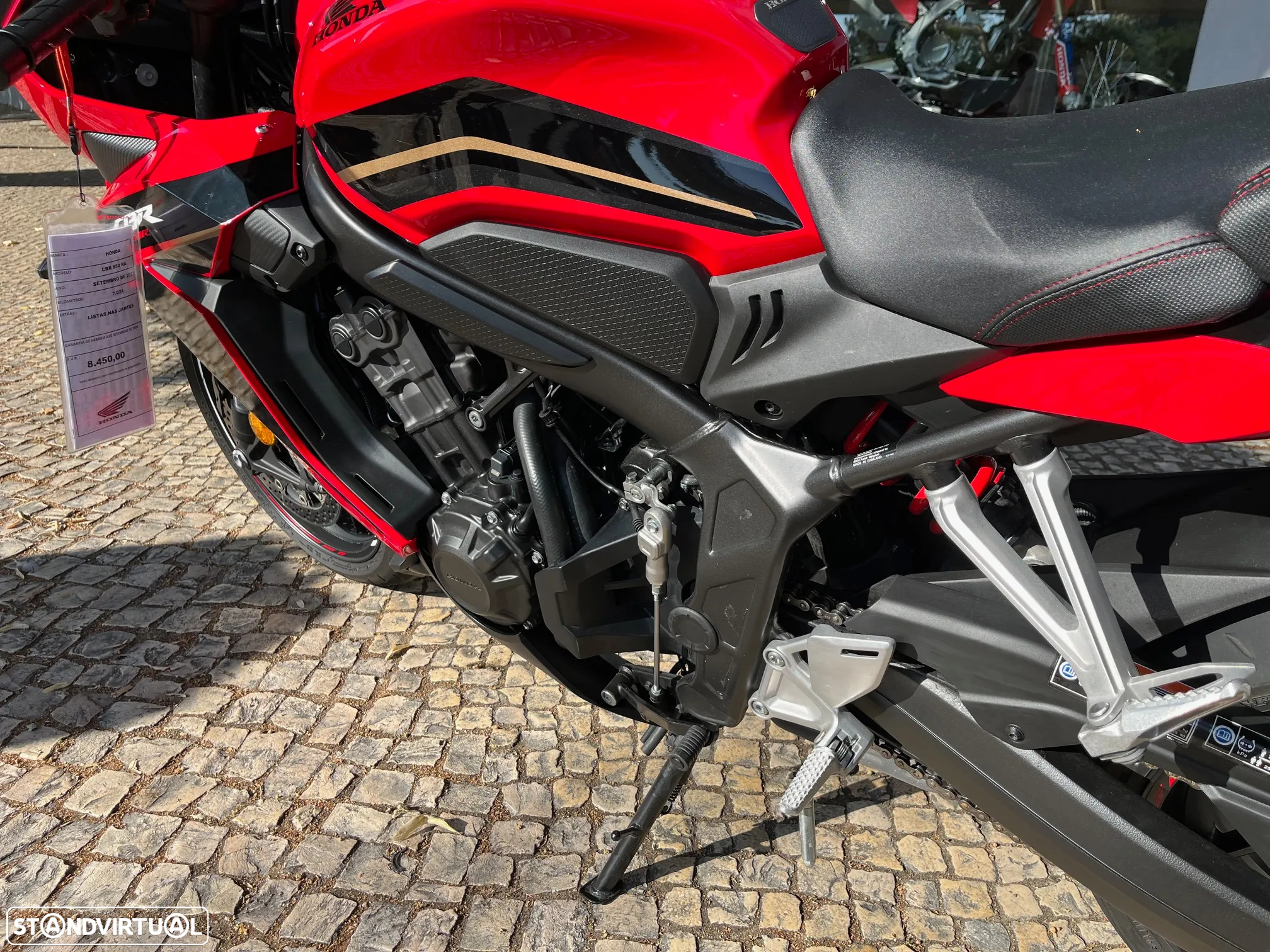 Honda CBR 650 RA - 6