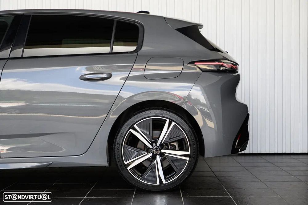 Peugeot 308 1.6 Hybrid GT e-EAT8 - 24