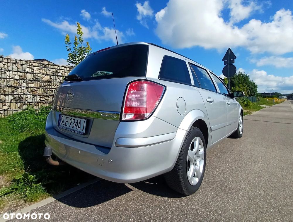 Opel Astra - 4