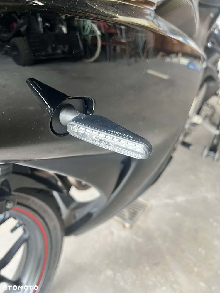 Yamaha R3 - 13