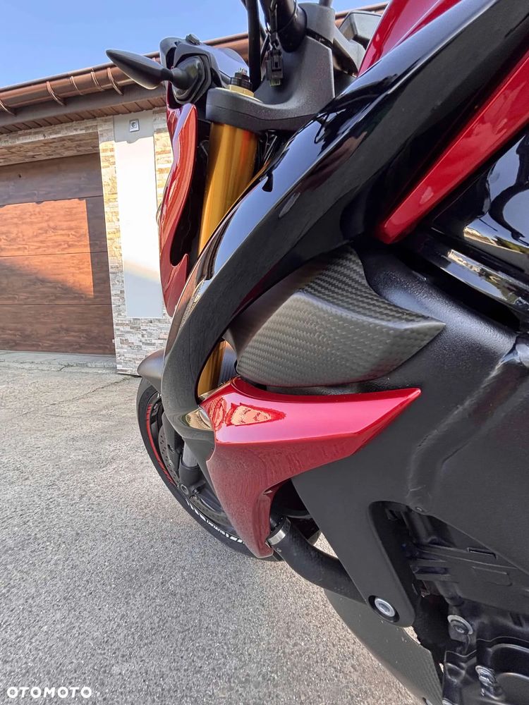 Suzuki GSX 1000 - 11