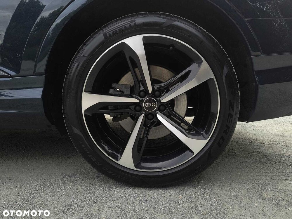 Audi Q7 - 40