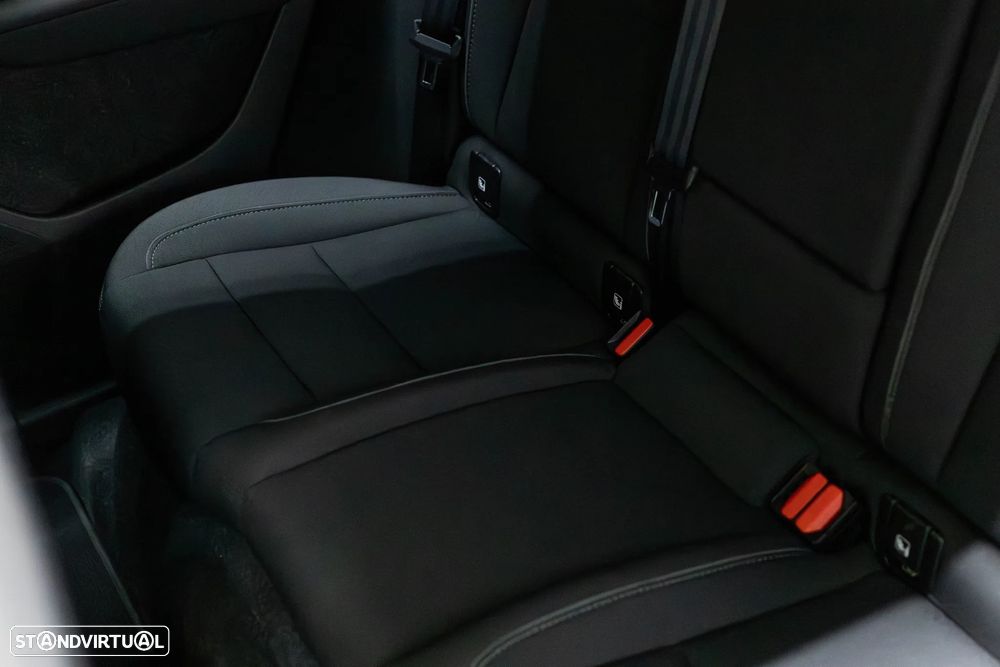 Volvo XC 40 Recharge 69 kWh Single Motor Core - 26