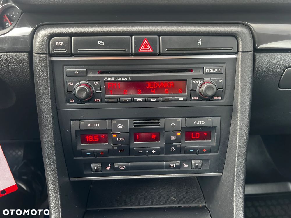 Audi A4 Limousine 1.8 T quattro - 17