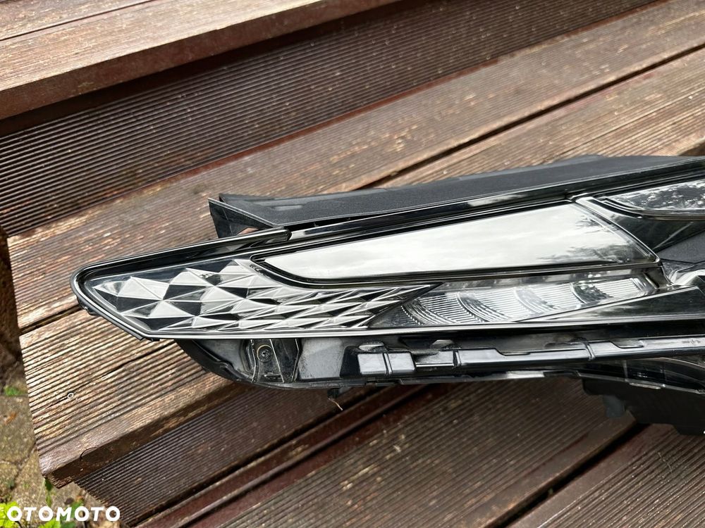 HYUNDAI TUCSON IV lampy przód przednie LED komplet 2021 - 12