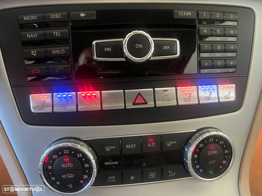 Mercedes-Benz SL 350 7G-TRONIC Edition 1 - 17