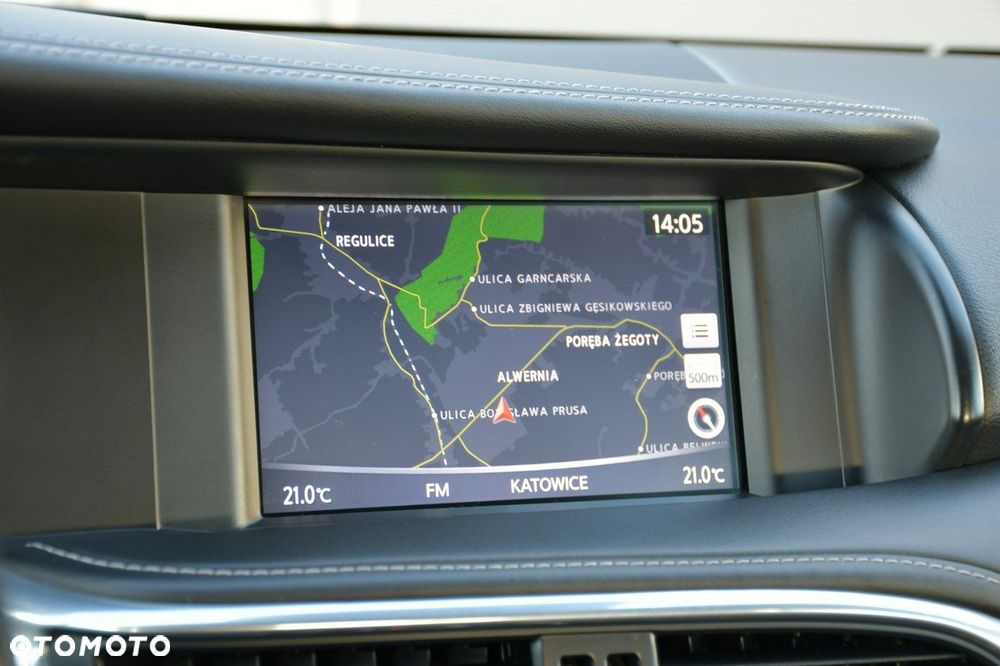 Infiniti Q30 1.6t DCT Premium Tech - 21