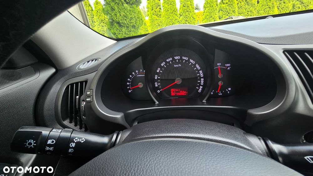 Kia Sportage 2.0 CVVT 4WD Automatik Vision - 36