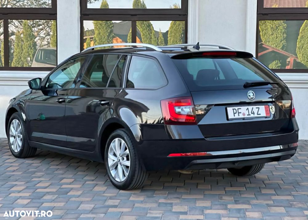 Skoda Octavia 2.0 TDI Sport Edition - 4