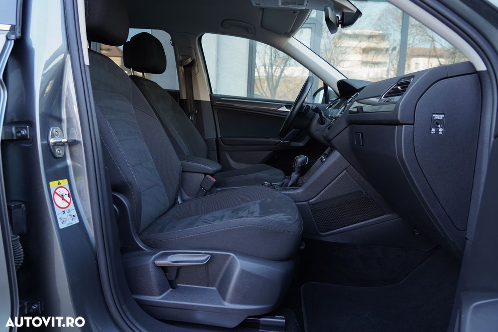 Volkswagen Tiguan 2.0 TDI 4Mot DSG Elegance - 25