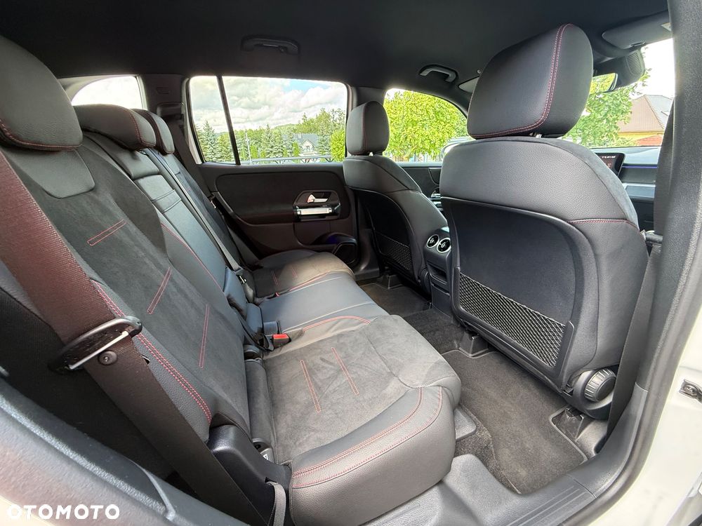 Mercedes-Benz GLB 200 d 8G-DCT Edition AMG Line - 28