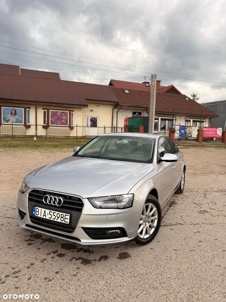 Audi A4 Limousine - 18