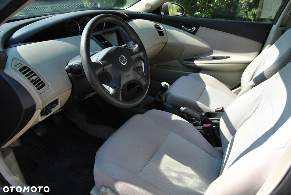 Nissan Primera 1.8 Visia - 5