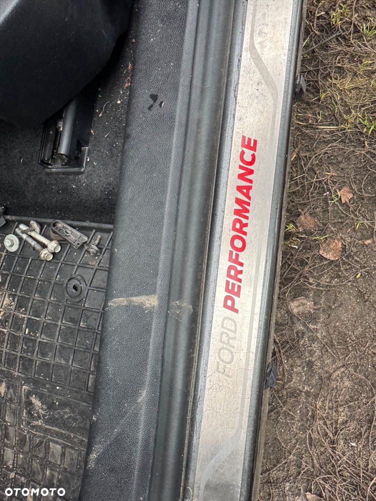 Ford Focus 2.3 EcoBoost ST Edition - 6