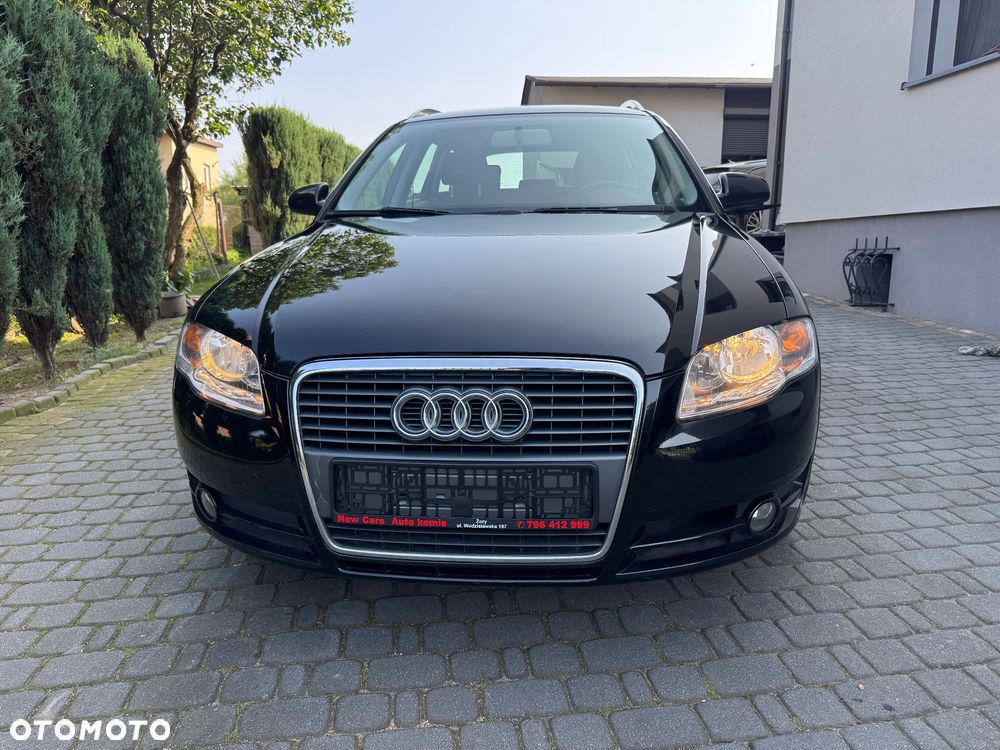 Audi A4 - 1