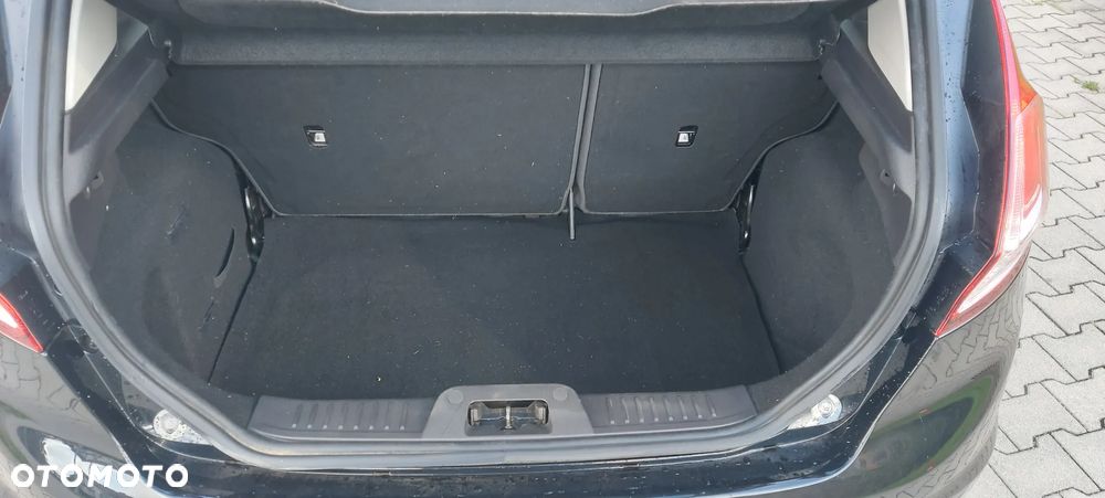 Ford Fiesta - 19