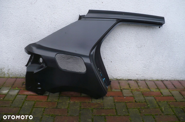 AUDI A1 II 82G - BŁOTNIK PRAWY TYŁ