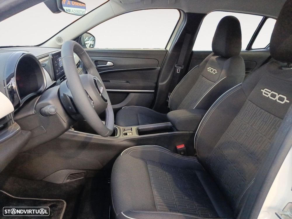 Fiat 600 1.2 Hybrid - 9