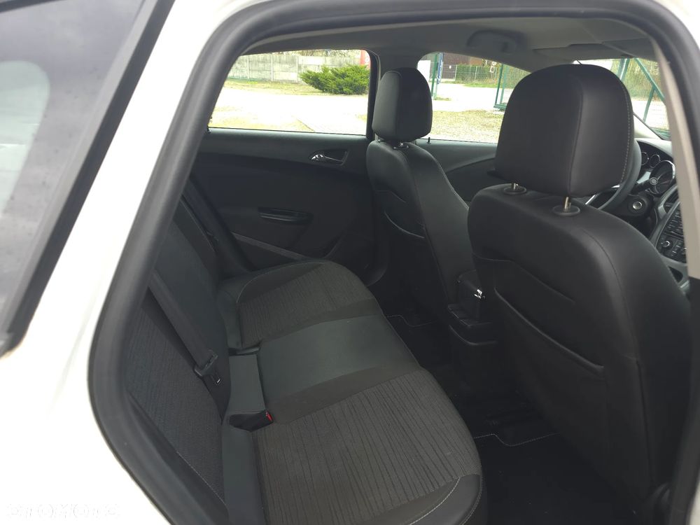 Opel Astra 1.4 T Business EU6 - 12