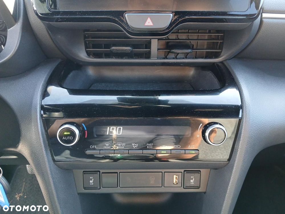 Toyota Yaris Cross Hybrid 1.5 Comfort - 28