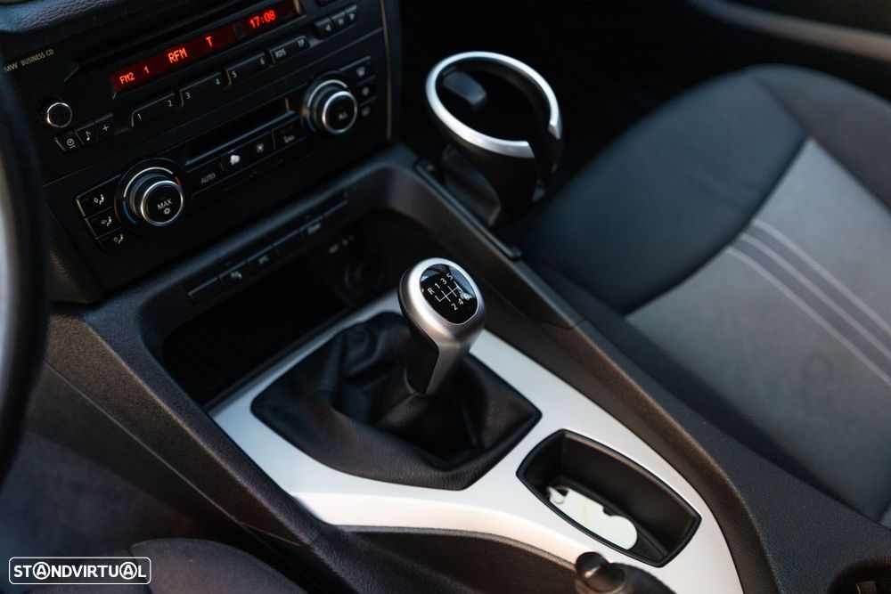 BMW X1 18 d sDrive - 12