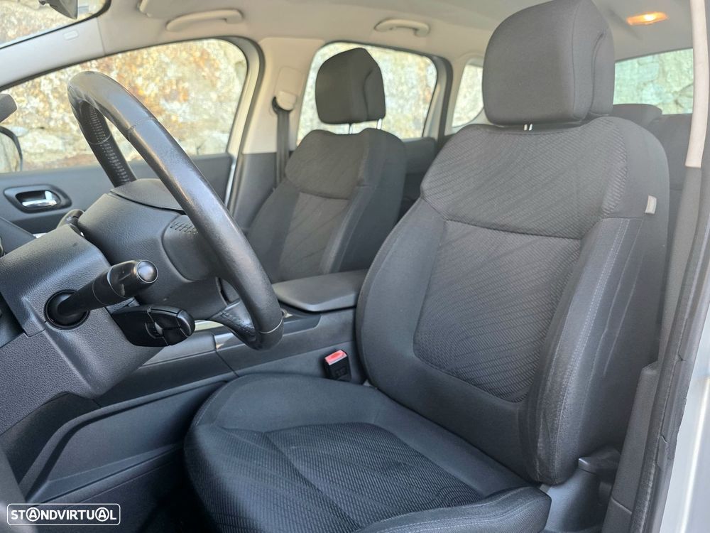 Peugeot 3008 1.6 HDi Premium JLL17 - 7