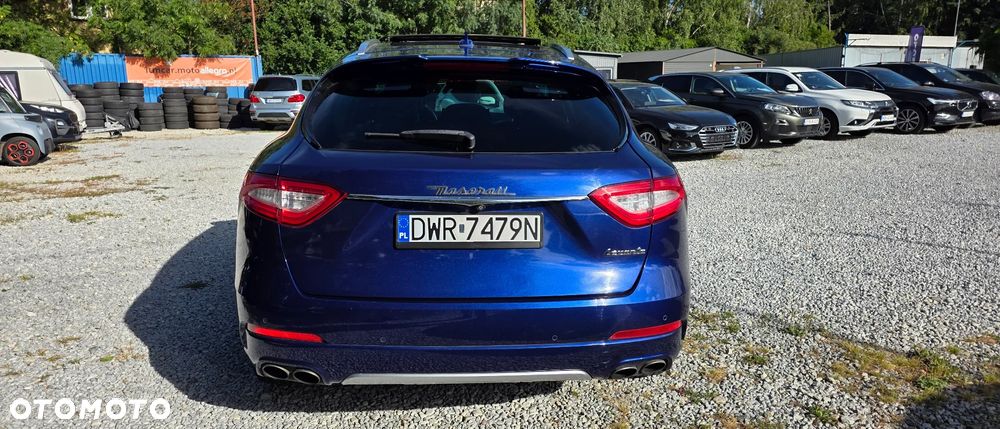 Maserati Levante - 5