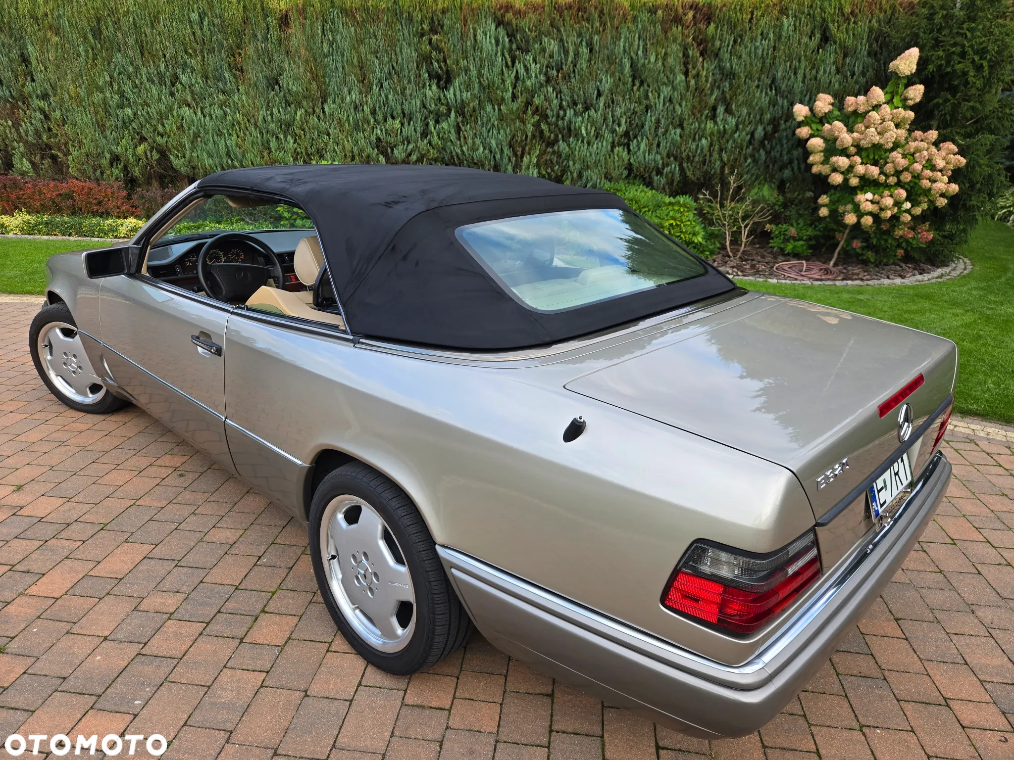 Mercedes-Benz Klasa E 320 - 5