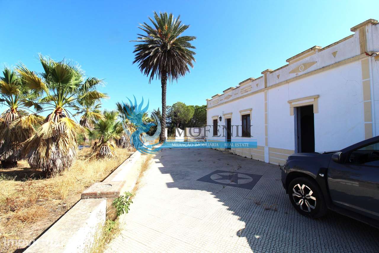 Moradia tipica Algarvia introduzida em terreno com 1,5 hectares- Fonte - Grande imagem: 5/44