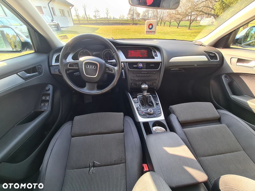 Audi A4 Avant - 12