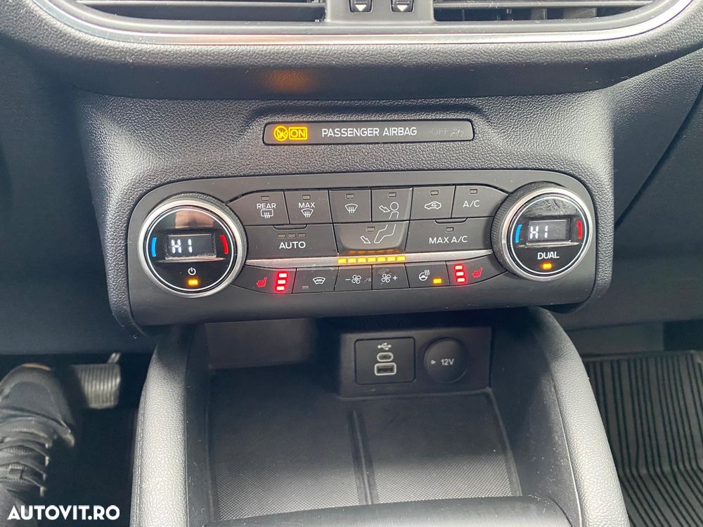 Ford Kuga 2.5 Duratec FHEV AWD Titanium - 23