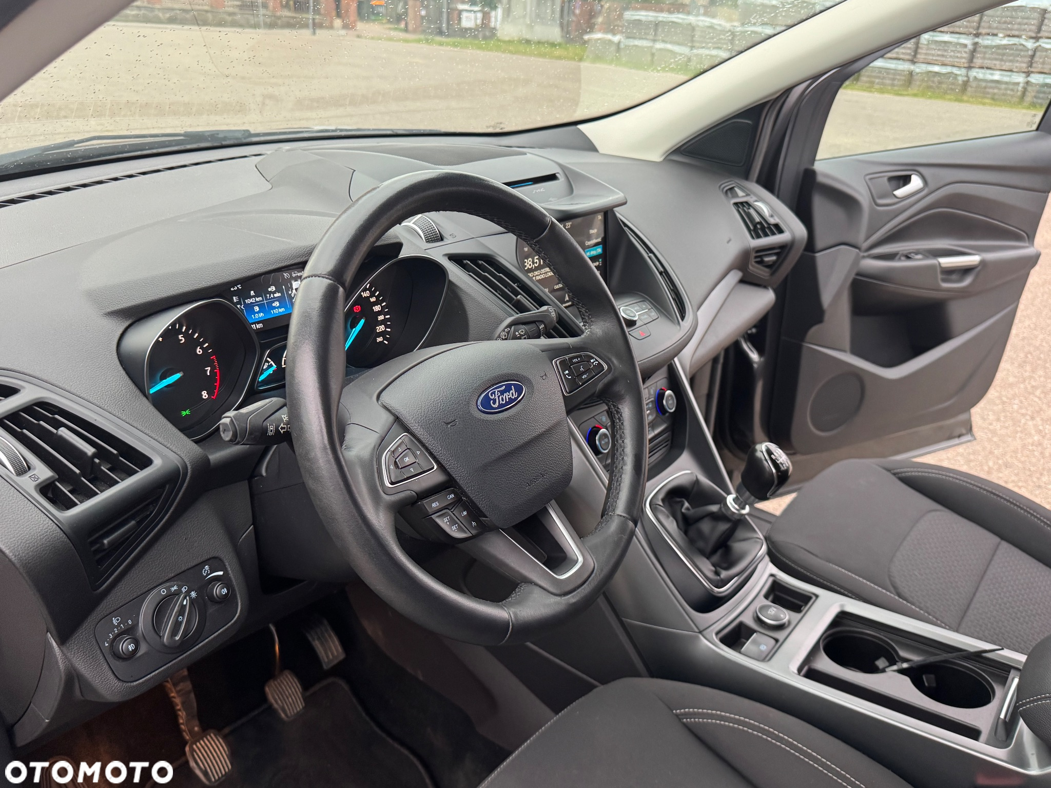 Ford Kuga 1.5 EcoBoost FWD Graphite Tech Edition - 26