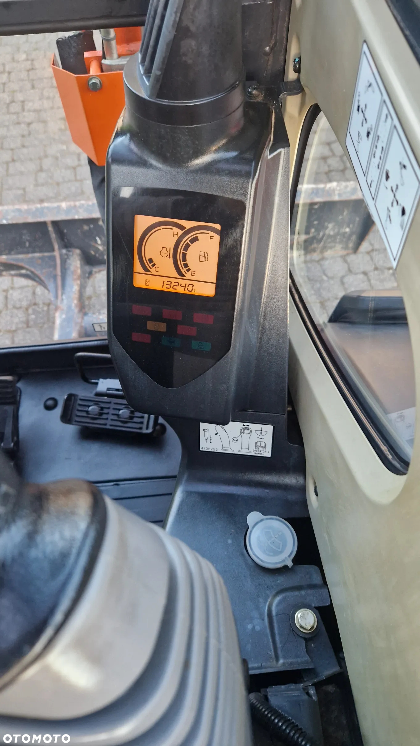 Hitachi ZX33U-3 CLR. Minikoparka - 8