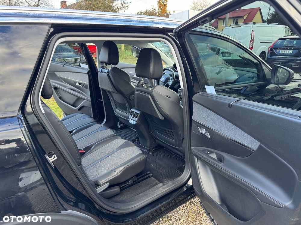 Peugeot 5008 - 6