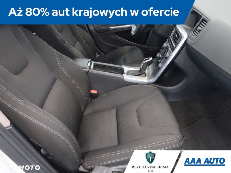 Volvo V60 - 10