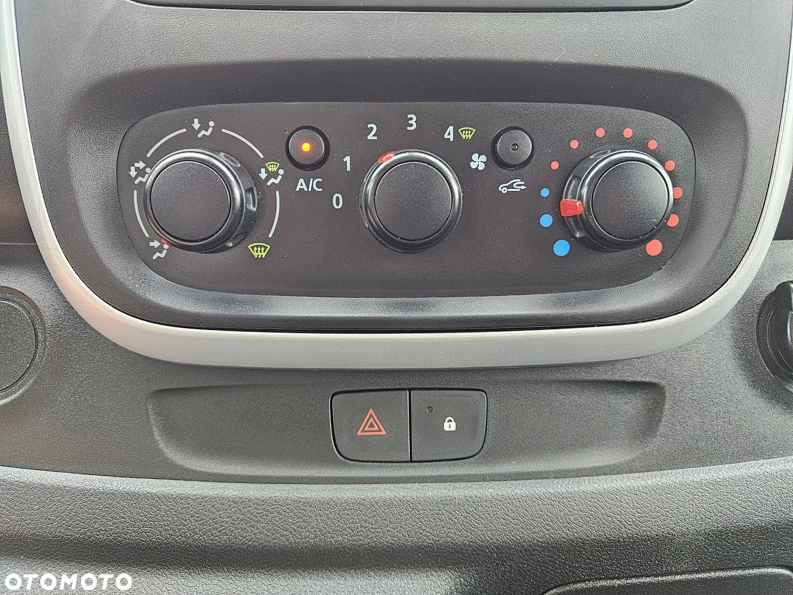 Renault Trafic L2H2 *54999zł NETTO* 1,6dCi/125KM - 23