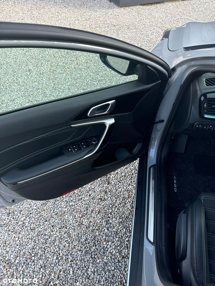 Kia XCeed 1.6 T-GDI Tribute DCT - 13