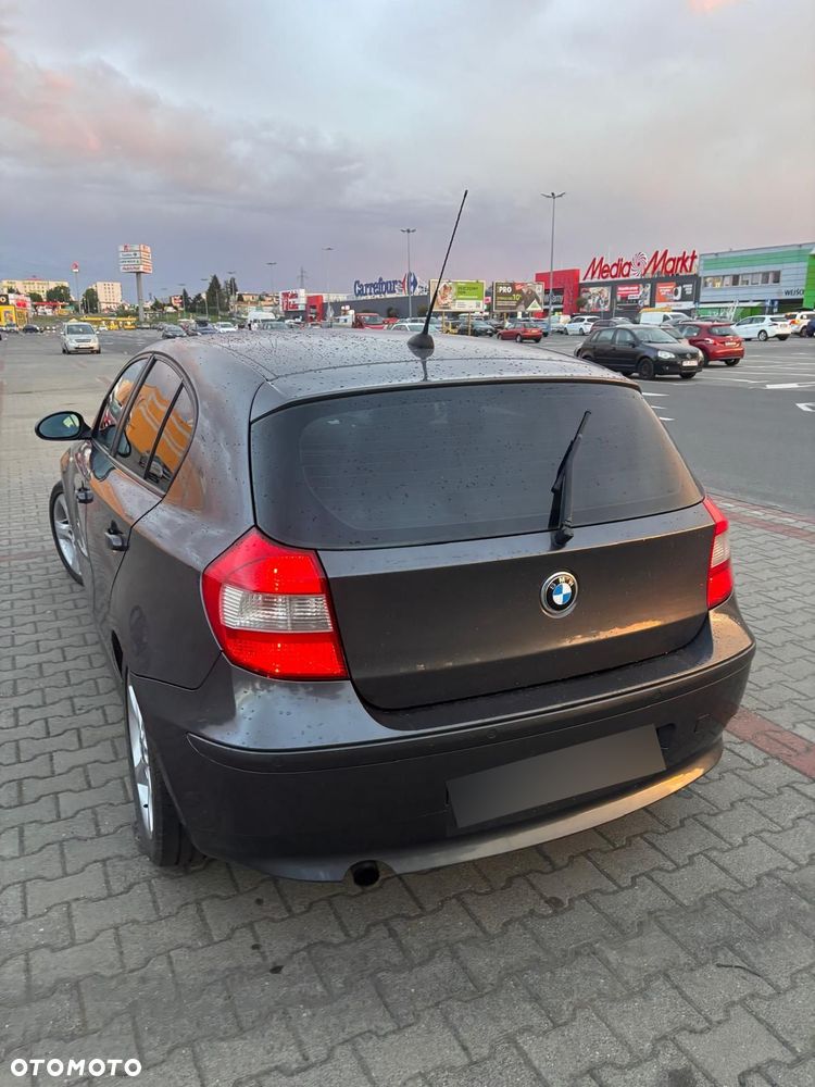 BMW Seria 1 120d - 3