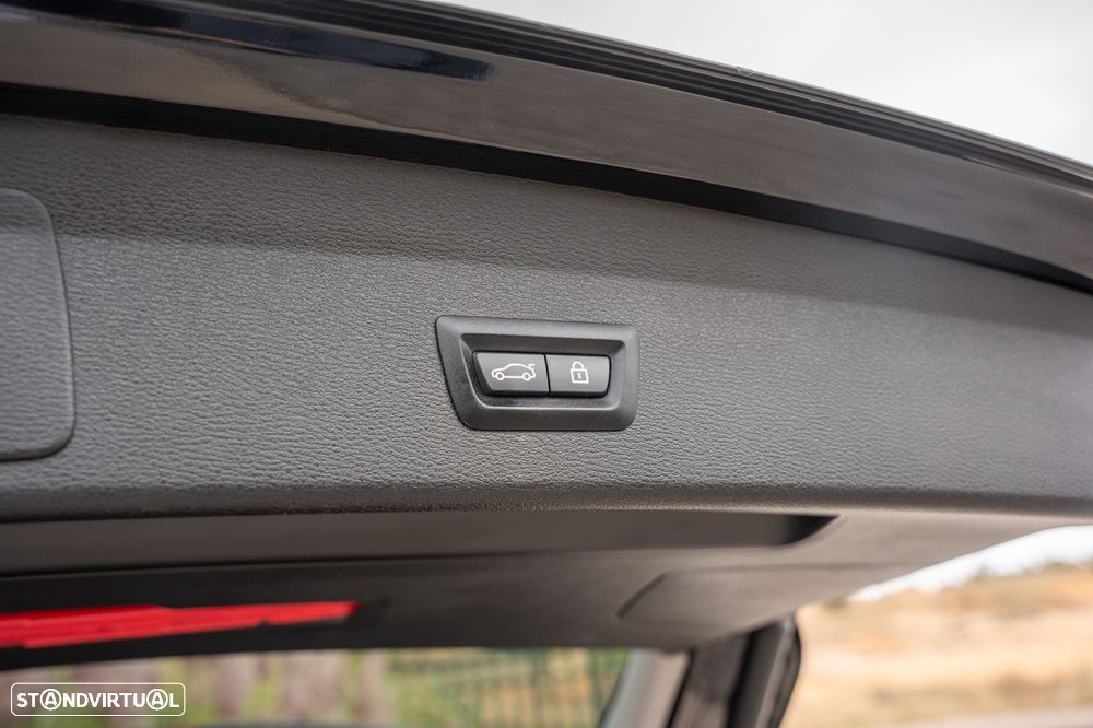 BMW X1 18 d sDrive Auto - 22