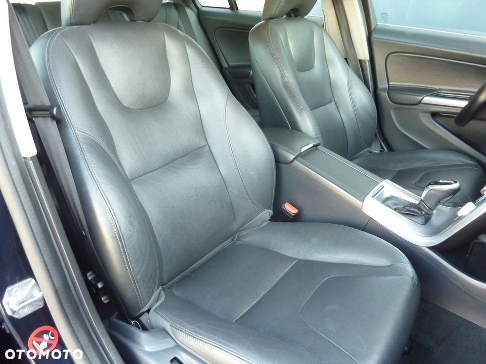Volvo V60 - 15