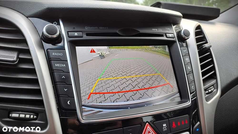 Hyundai i30 1.6 GDI Premium - 8