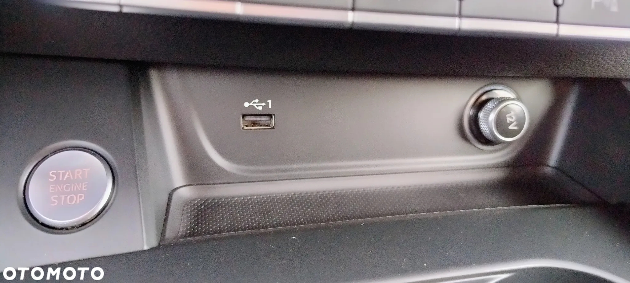 Audi A4 40 TDI S tronic S line - 31