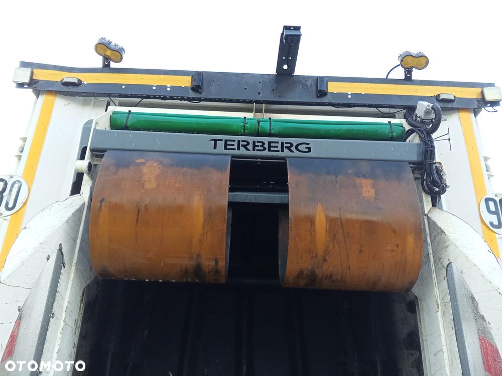 Renault Śmieciarka Renault D19/ Mały przebieg i udokumentowany - 18