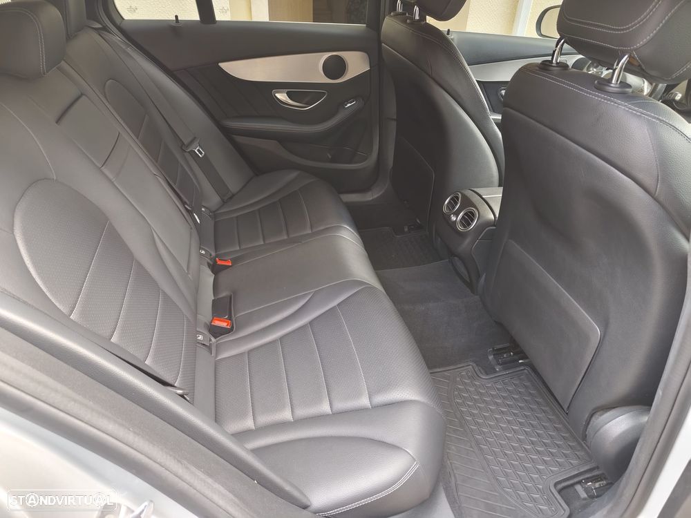 Mercedes-Benz C 220 d Station 9G-TRONIC AMG Line - 22