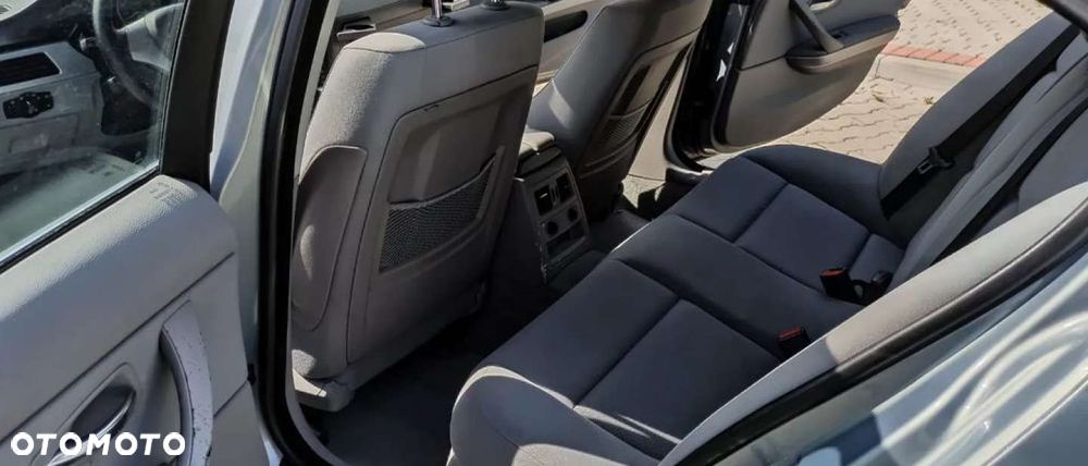 BMW Seria 3 - 12