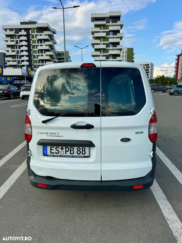 Ford Transit Courier - 4