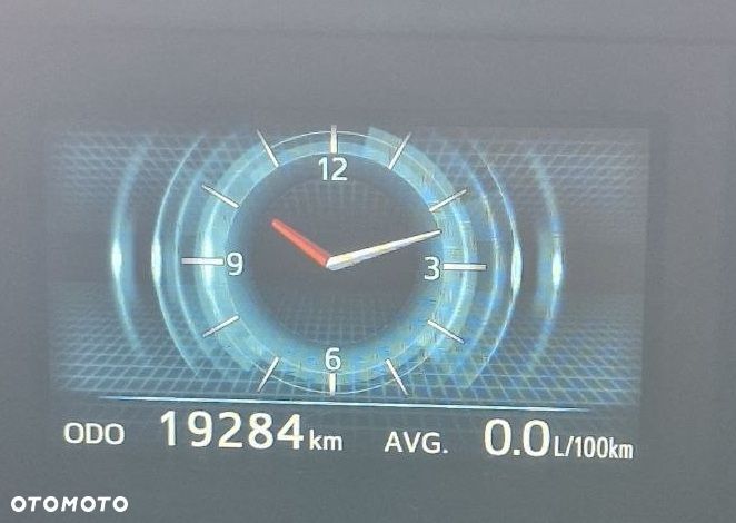 Toyota Prius+ (Hybrid) - 17