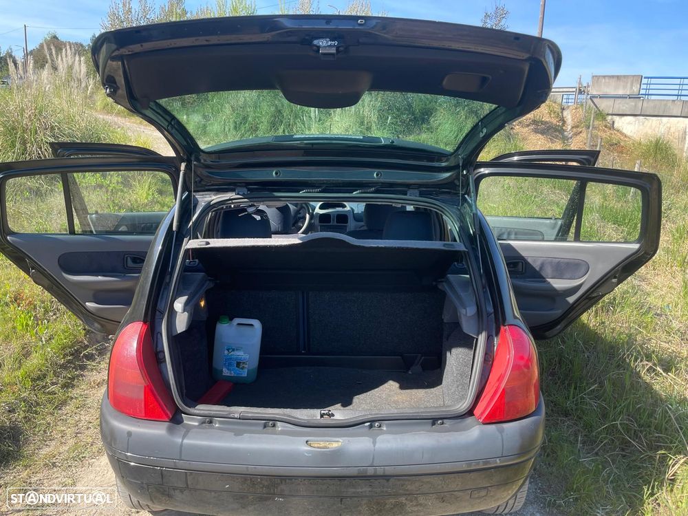 Renault Clio 1.2 16V Tech´Road - 10