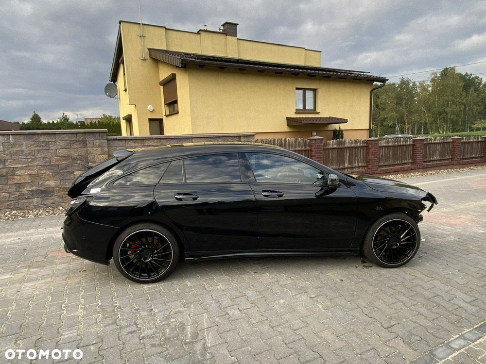 Mercedes-Benz CLA 180 7G-DCT - 25